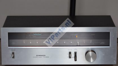 pioneer-stereo-tuner-tx-608-front-on